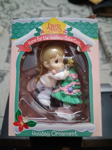 VINTAGE 1996 Enesco Precious Moments Ornament Home For the Holidays Boy 266094