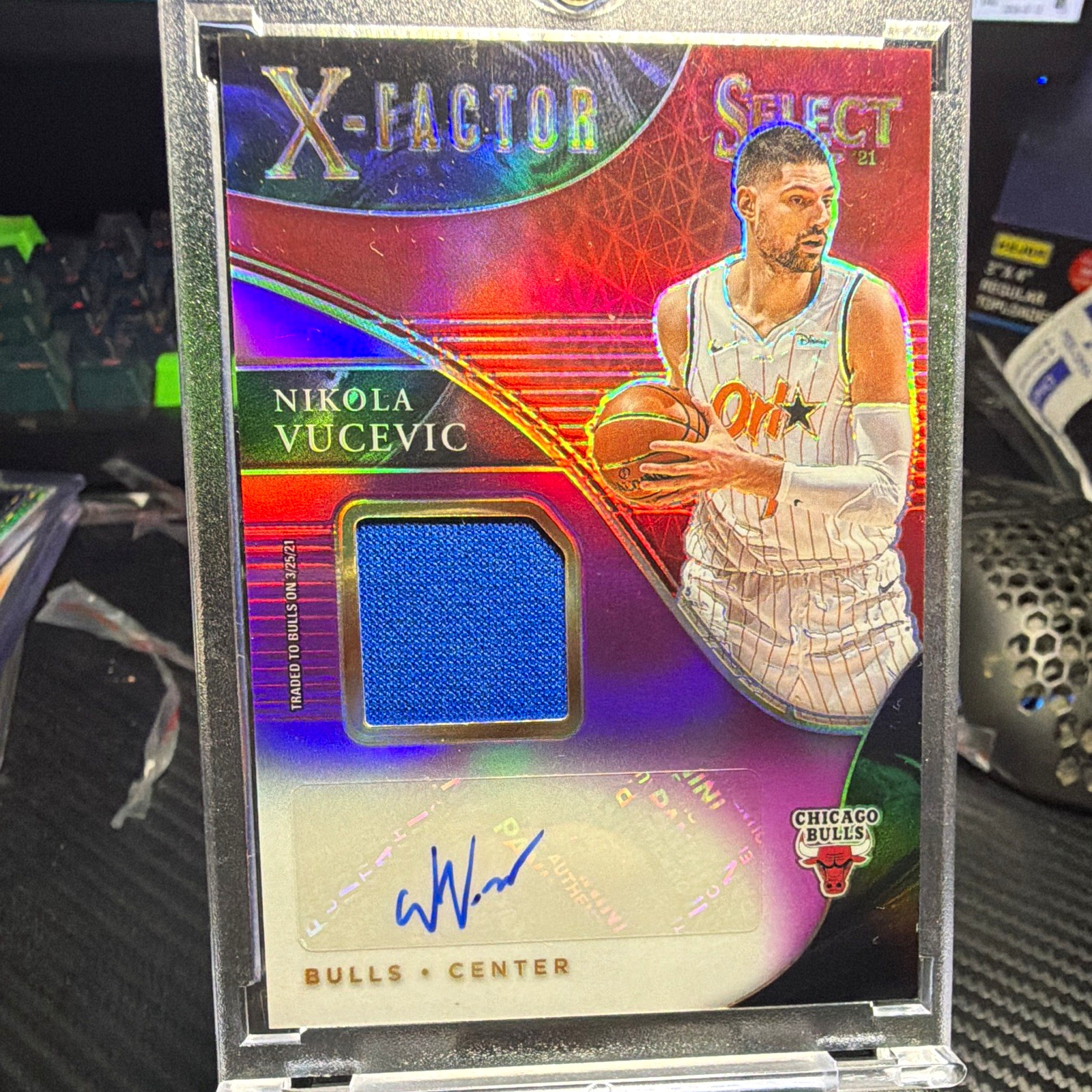 Panini 2020-21 Select Nikola Vucevic Bulls X-Factor Purple Prizm Auto Mem /99