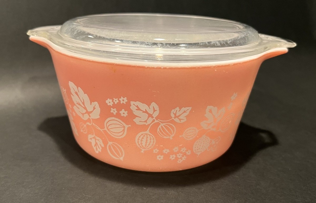 Vintage Pyrex Pink Gooseberry 473 Round 1 Qt Lidded Casserole Dish