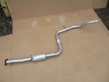 Nissan Sunny 1.3 1.6 12V Auspuff Mittelschalldämpfer Vorschalldämpfer NEU BOSAL