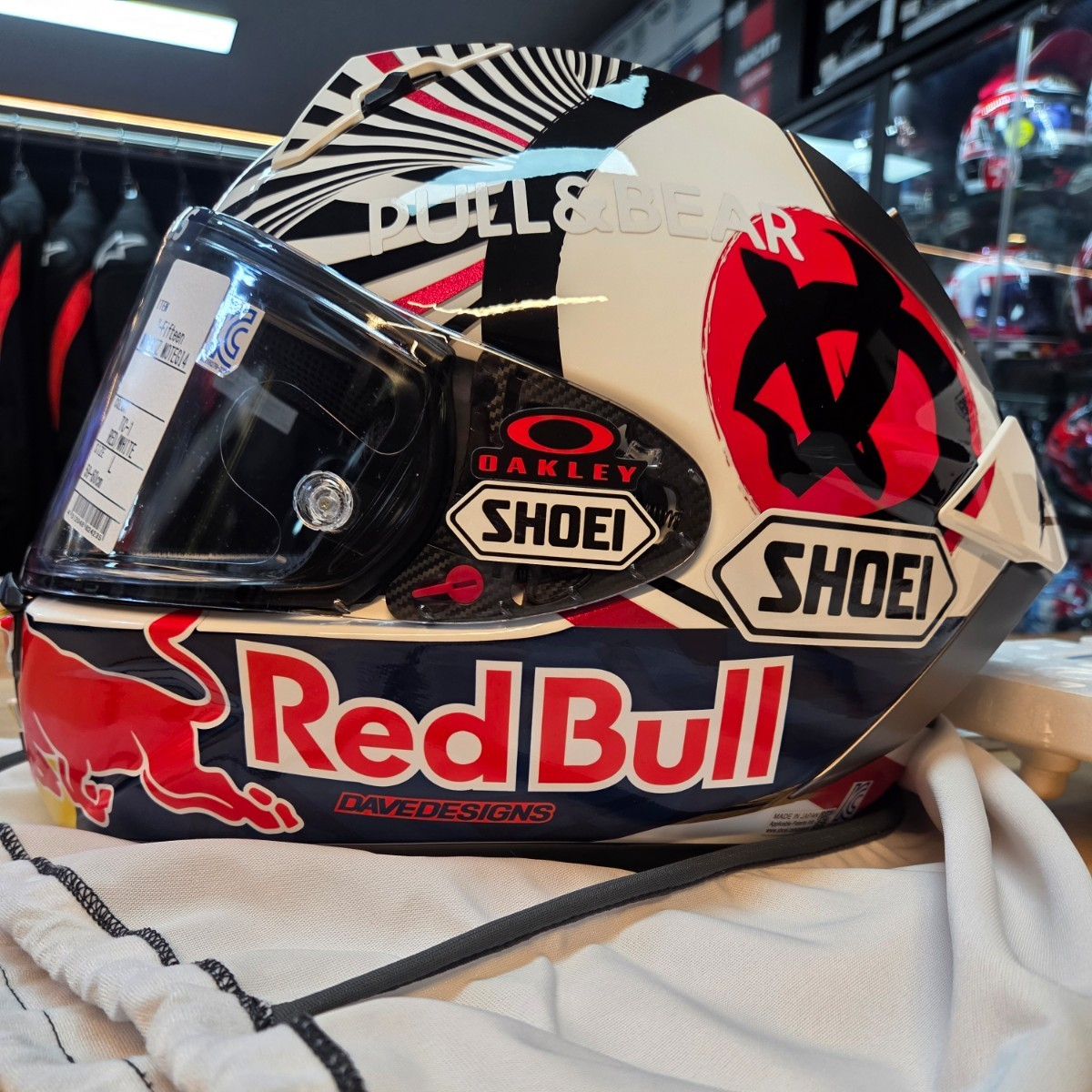 SHOEI X-15 MARQUEZ MOTEGI 4 Limited Edition + With Red Bull Decal