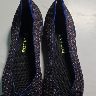 Rothy s Women s Blue Gold Knit Slip-On Flats Pointed Toe Bow Accent US 8.5 EU 39