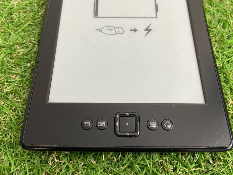 Amazon Kindle 4th Generation D01100 eBook Reader, Wi-Fi, 6-inch (E91) - Image 2 of 4