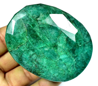 1125 Ct Natural HUGE Green Zambian Emerald Certified Museum Grade Oval Gemstone