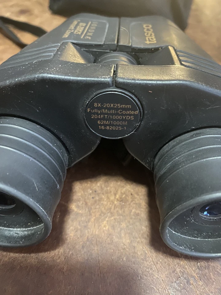 Tasco Sonoma 8x-20x25 Compact Zoom Good Shape Black With Carrier Case. - Image 4 of 4