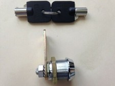 IGT Slot Machine DOOR LOCK  Key Removal in L...