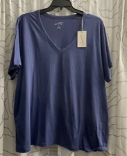 New Universal Thread Womens V-Neck  T-Shirt Size 4X “Wild Blue Yonder”