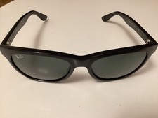 NEW with scratches RAY-BAN RB 4184 601/71 BLACK GREEN SUNGLASSES 54-17 145