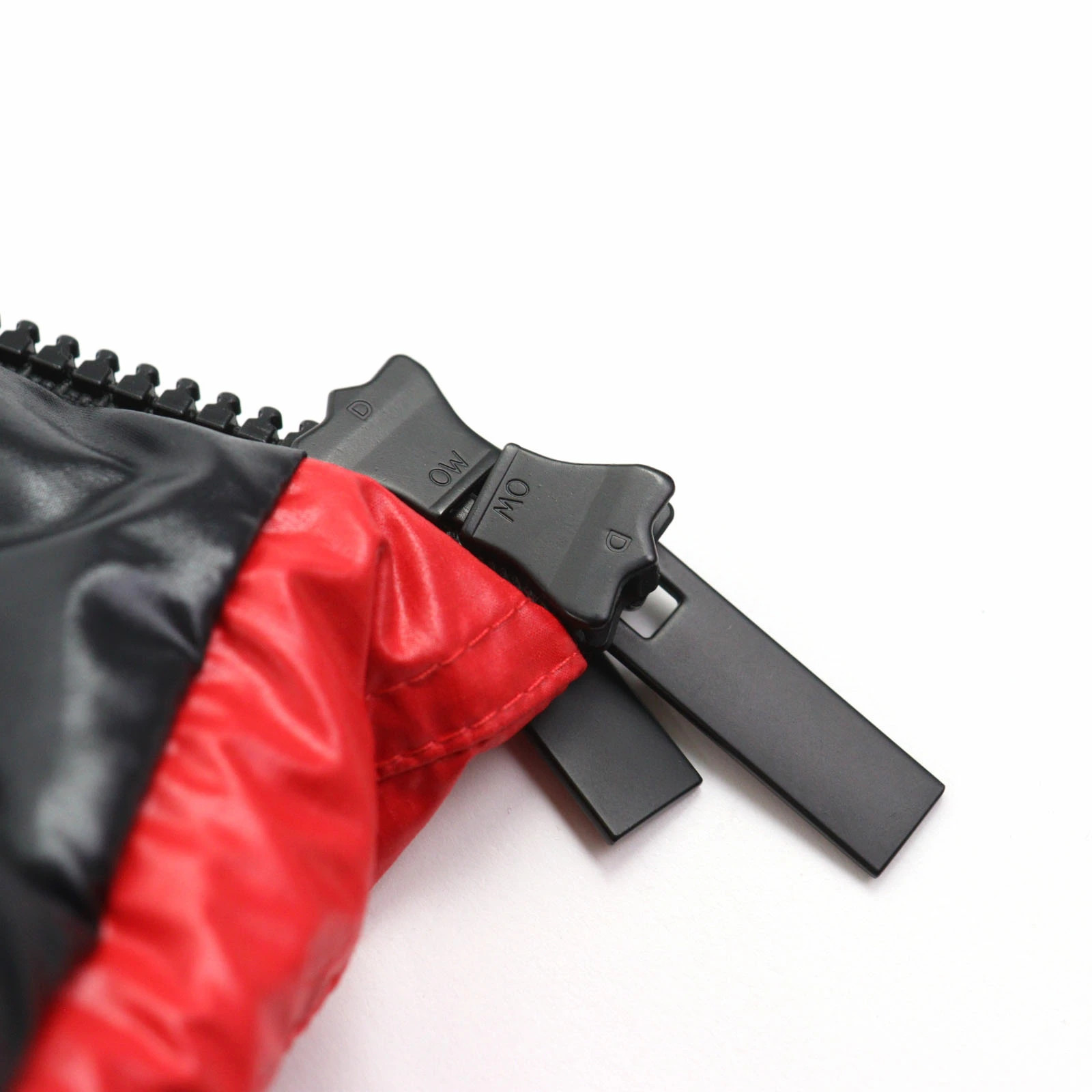 MONCLER Men's Hooded Down Jacket Zubair Giubbotto Double Zip Bicolor Red Black 2 thumbnail 6