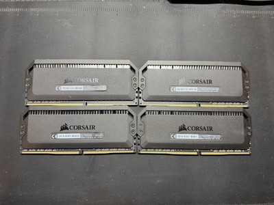 Corsair Dominator Platinum RGB 32GB (4x8GB) RAM DDR4 3600MHz CMT16GX4M2D3600C18