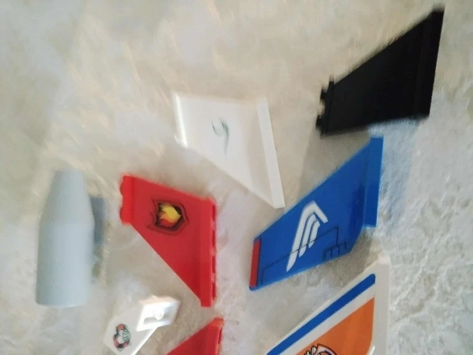 PIEZAS LEGO: Colas de Avión Surtidas con Pegatinas, Varios Tamaños y Colores Foto 3 de 4