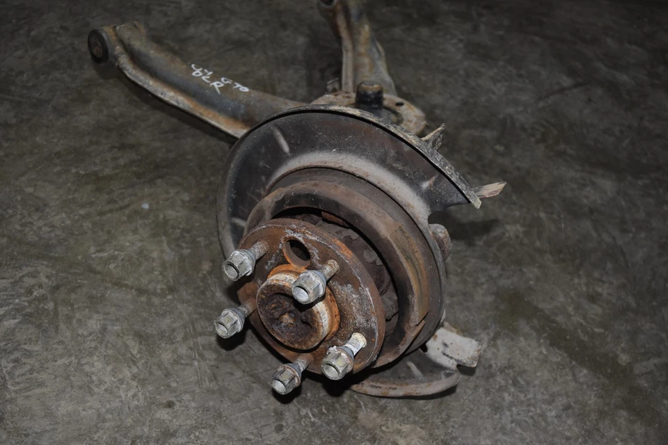 2005 2006 Pontiac GTO Rear Spindle Hub Control Arm Assembly LH Driver 05 06 - Image 2 of 4