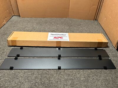 APC by Schneider Electric NetShelter Hinged Covers (AR7581A)