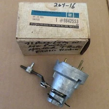 b] NOS 71 Impala Caprice SW Tailgate Lock Release Electric Window Switch 9842553