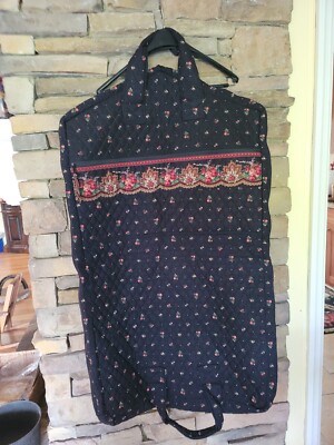 Vera Bradley Hanging Garment Suit Bag  Retired  Petit Point Rare Excellent Cond 