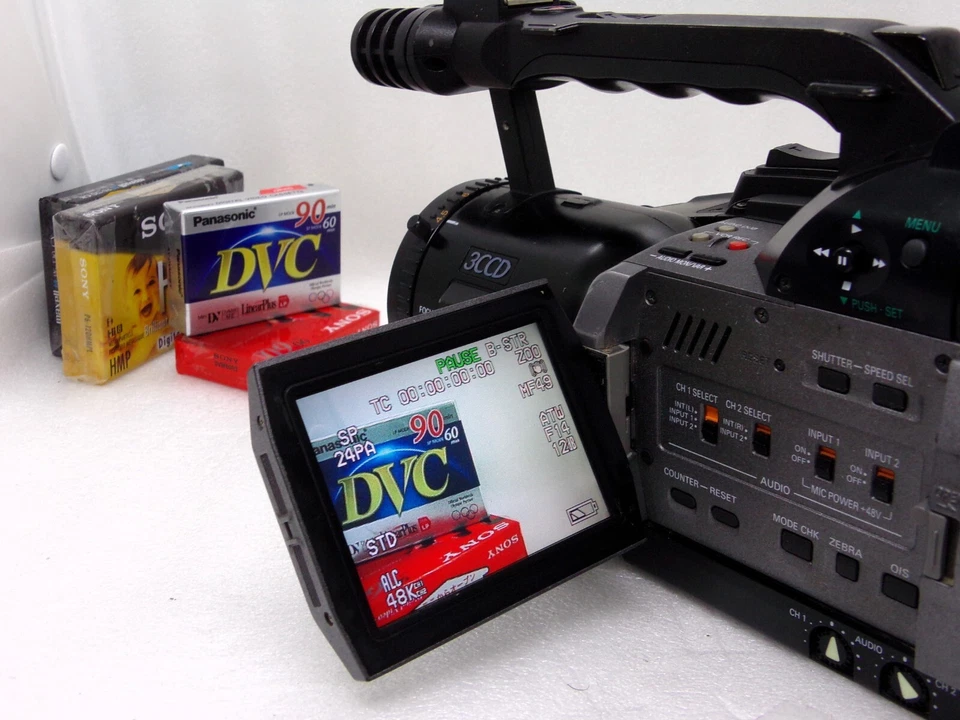 Panasonic AG-DVX100A Camcorder - Black [tested-working smooth - Image 3 of 4