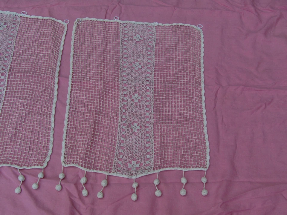 paire de rideau ancien en filet fait main largeur 39 cm hauteur 62 cm - Photo 4/4