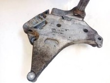 Support moteur Skoda 120