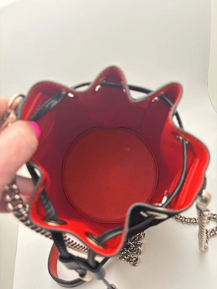 Bolso Christian Loubutin By My Side Bucket Foto 4 de 4
