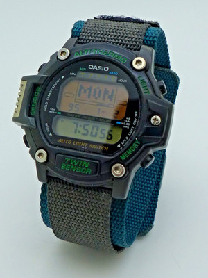 Casio 1405 PRT-30 Vintage Alti-Thermo Twin Sensor NOS Watch Only New Capacitor