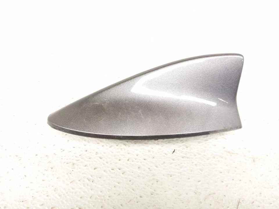 2015-2019 Lexus Rc350 Antenna - Roof Mtd - Housing 86760-53070 - Image 3 of 4