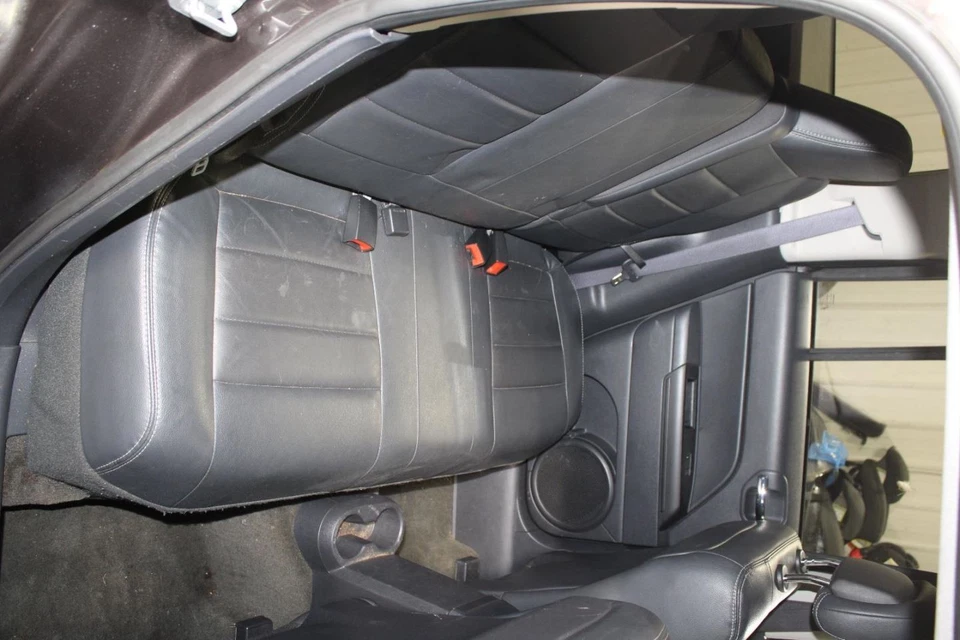 2016 Jeep Patriot Rear Second Row Seat Assembly Black Leather Used 74000 Mi Foto 2 de 4