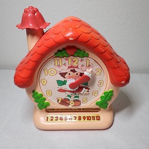 Vintage Strawberry Shortcake Teaching Clock Toy House 1980s Learning Time Mattel