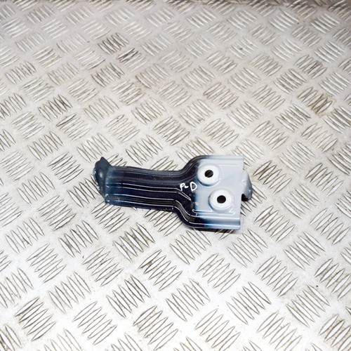 BMW X4 G02 xDrive 20d Kotflügelhalter vorne rechts 7397516 2.0D 140kw 2018