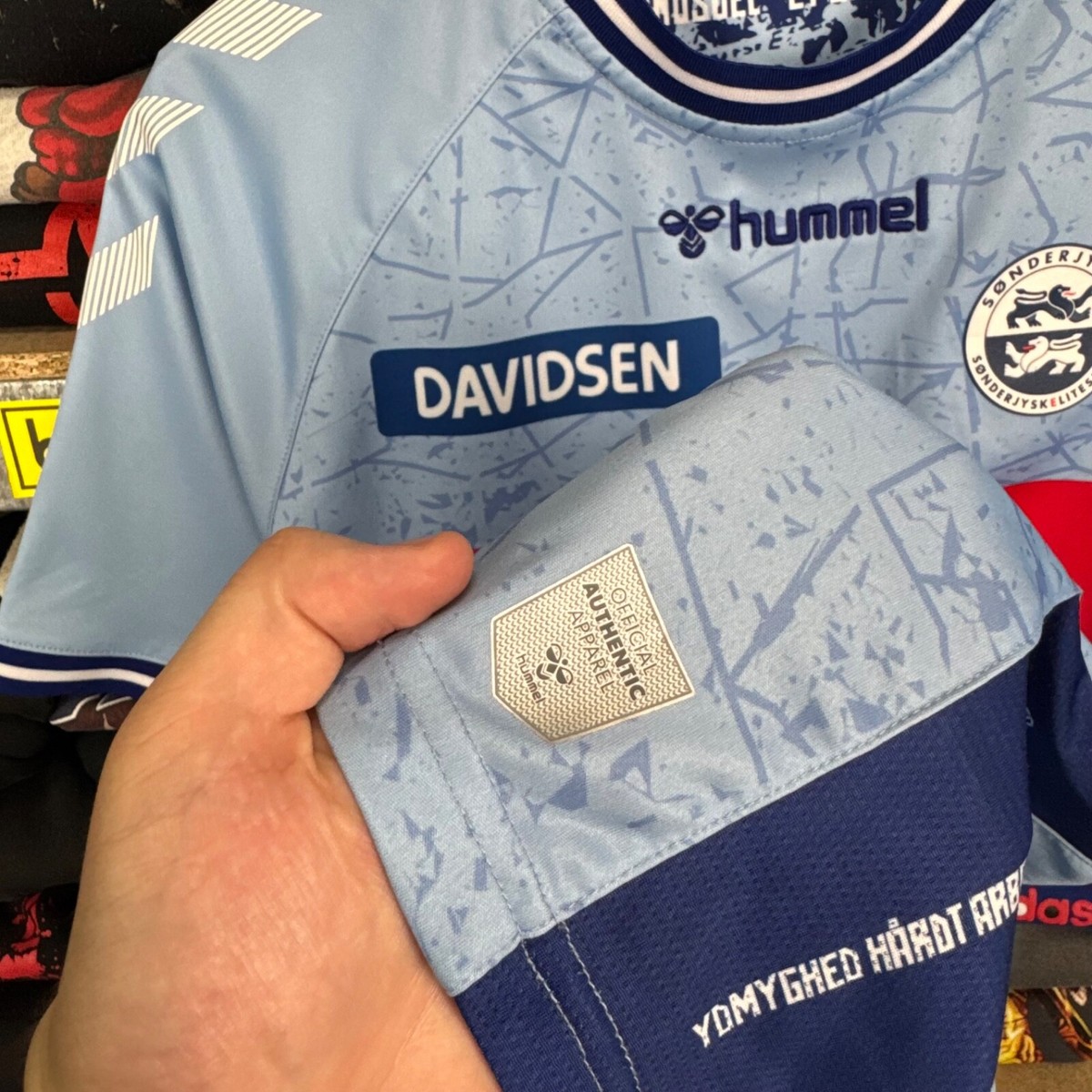 Maillot Domicile SønderjyskE 2022-2023 – Hummel – Taille S – Homme – Dernière Occasion