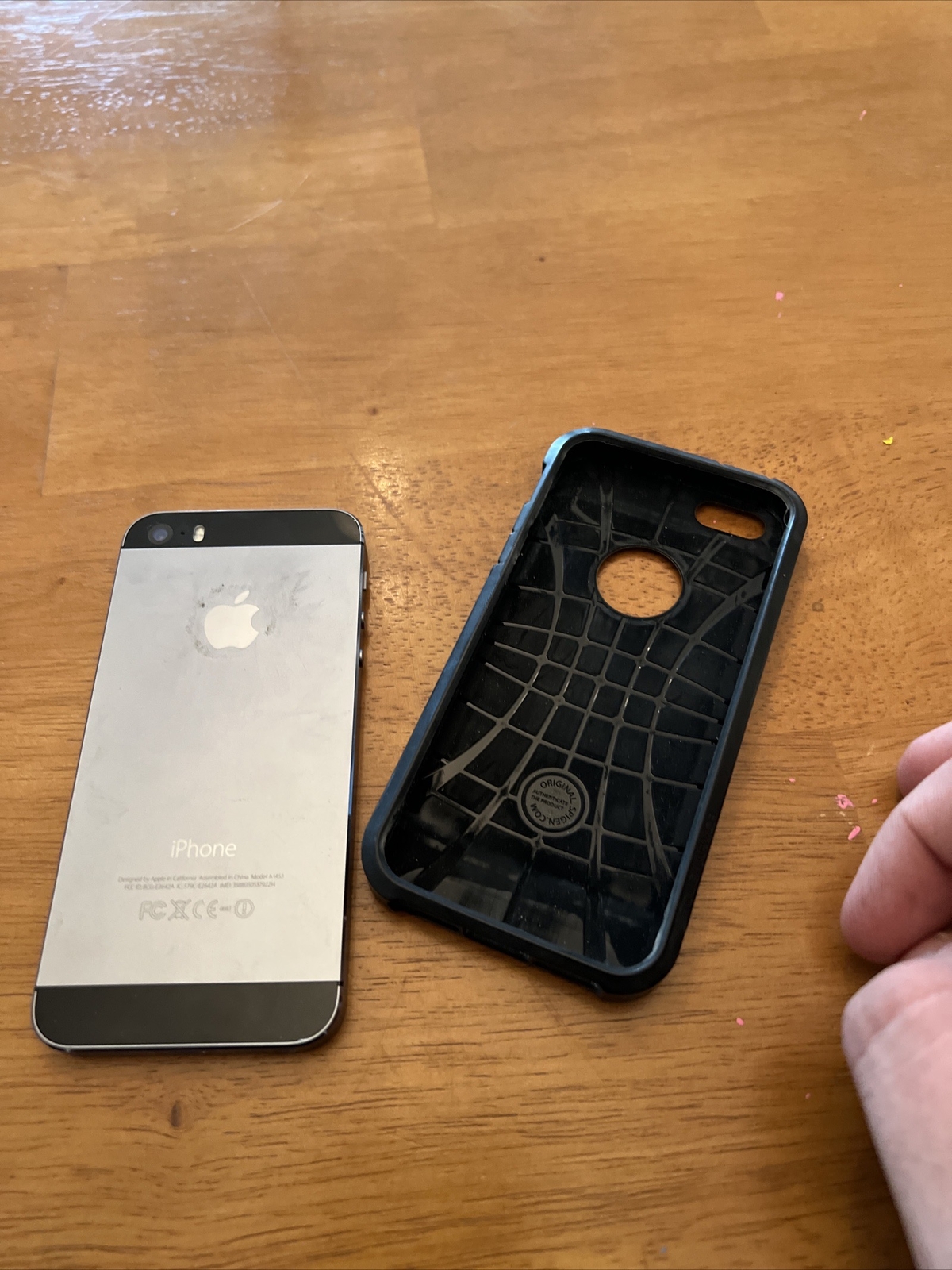 Apple iPhone 5s - 64GB - Space Gray (Boost Mobile) A1453 (CDMA + GSM)