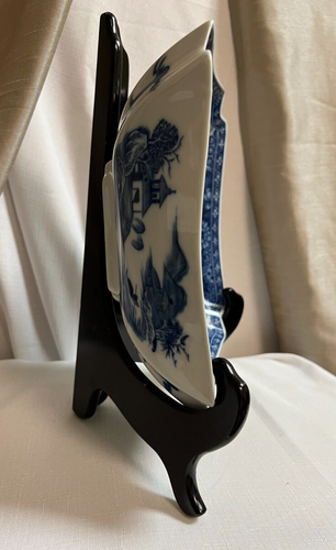 MMA Mottahedeh Portugal Blue Ch'ien Lung Square Bowl Metropollitan Museum of Art - Picture 6 of 6