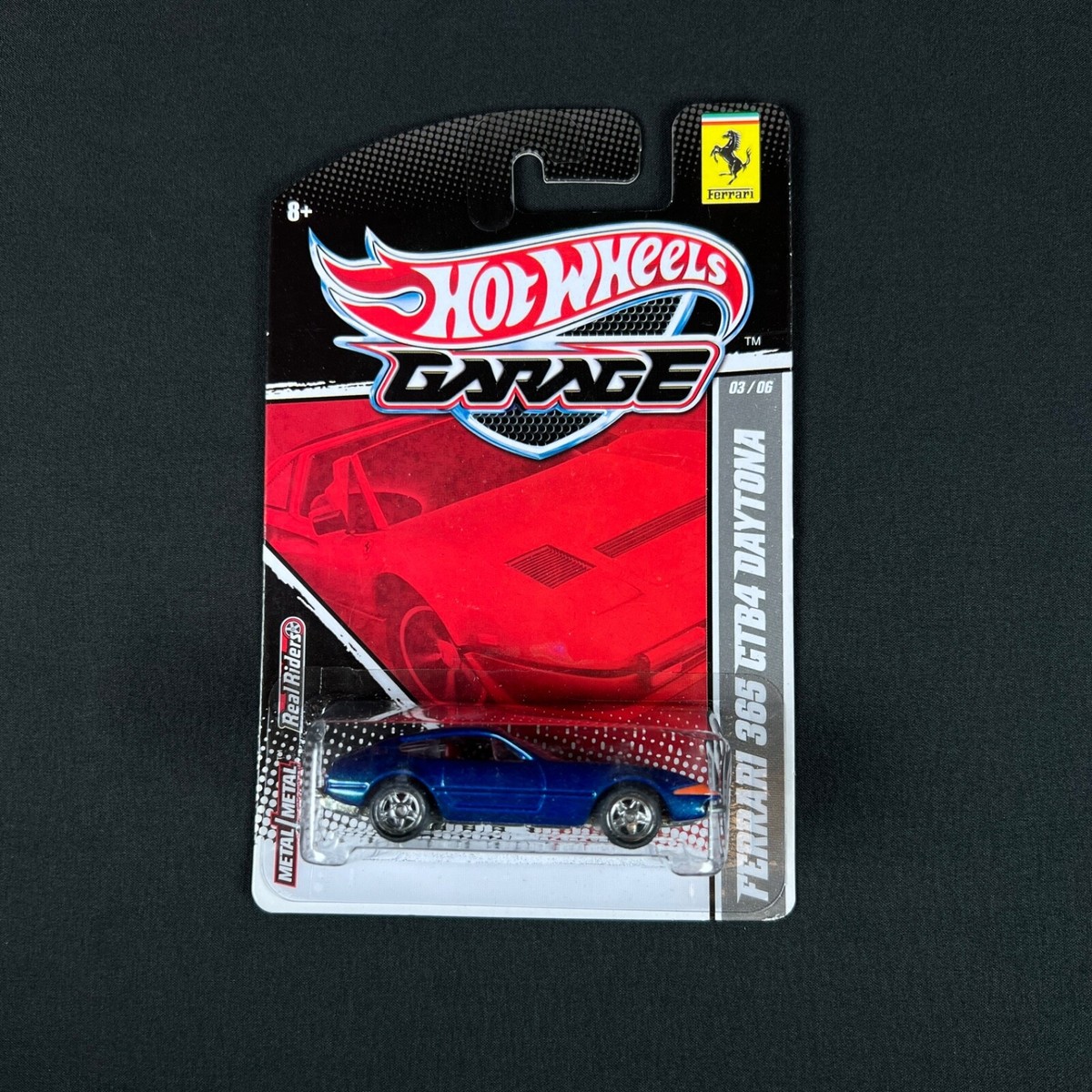 Hot Wheels Garage Ferrari 365 GTB4 Daytona Blue Real Riders 2010 1