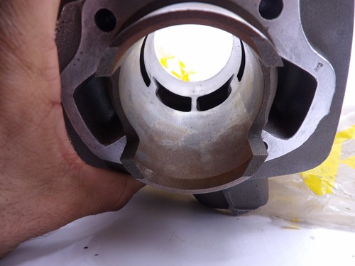 NOS Suzuki TS185 Sierra 1971-1974 Genuine Cylinder Barrel Jug OEM 11210-29000 - Picture 15 of 20