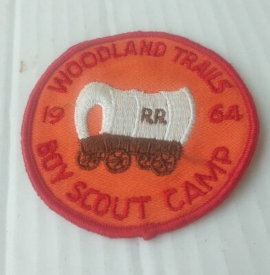 BOY SCOUT PATCH WOODLAND TRAILS Boy Scout Camp 1964 64' 60s  R.R. Covered Wagon