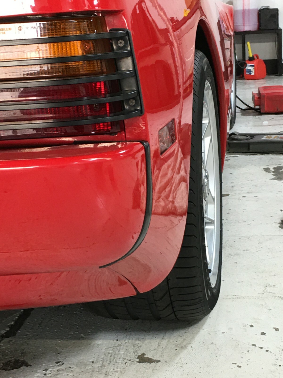 18" WHEELS & PIRELLI TIRES fit FERRARI Testarossa 18"  Central Locking FORGED