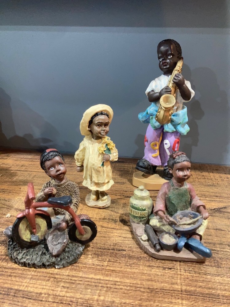 Lot of African figurines jay imports and others