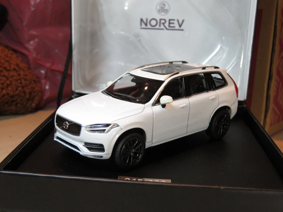 Volvo xc90 diecast top