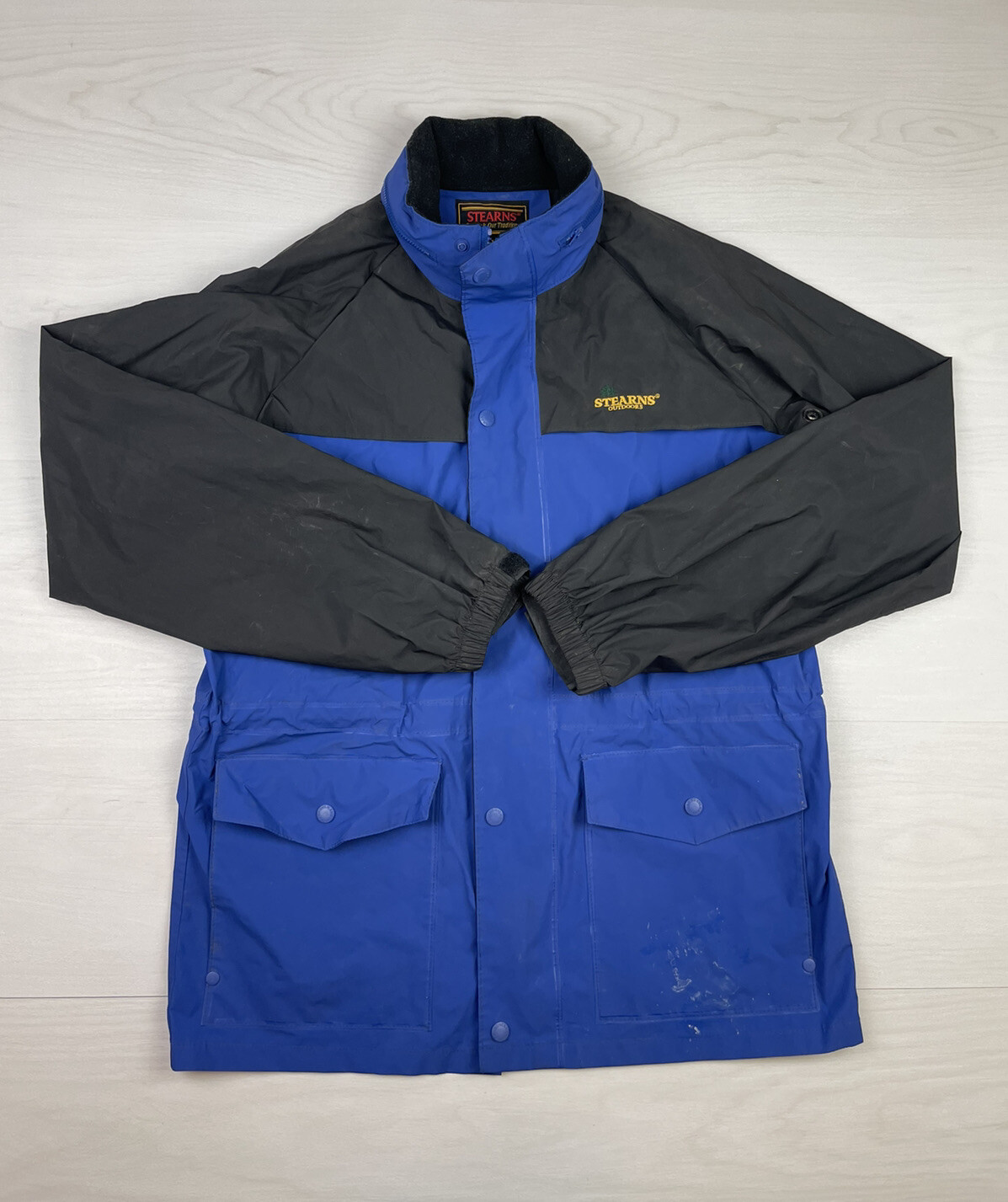 Stearns Men’s Small Waterproof Ski Snowboard Jacket for Dry Wear on Slopes