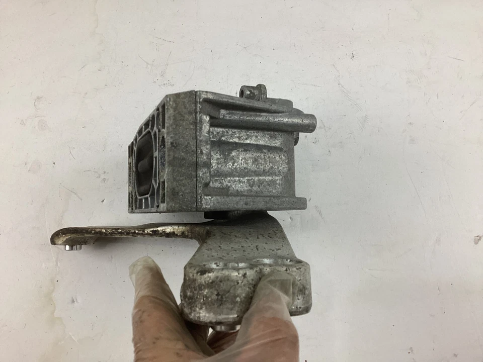 Volkswagen Beetle 2012-2015 motor derecho montaje lateral OEM Foto 4 de 4