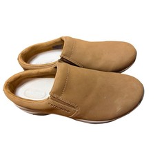 Easy Spirit Womens Tan Suede Slip On Clogs Comfort Shoes Size 10M