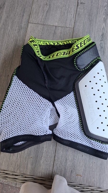 Dainese Hard Shell Ventilated Hip and Thigh Protection Under Shorts