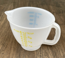Vintage Tupperware Toys 1402 1 Cup Measuring Cup blue / yellow Great Condition