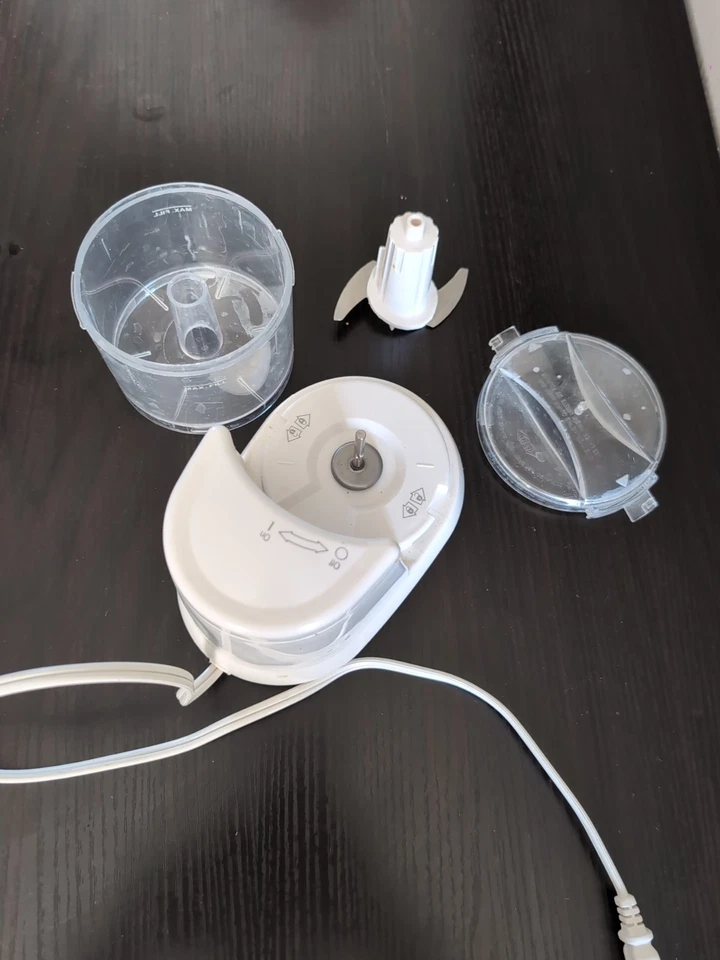 Mini picadora de alimentos y verduras Proctor-Silex 7250 cuenco apto para lavavajillas blanco Foto 4 de 4