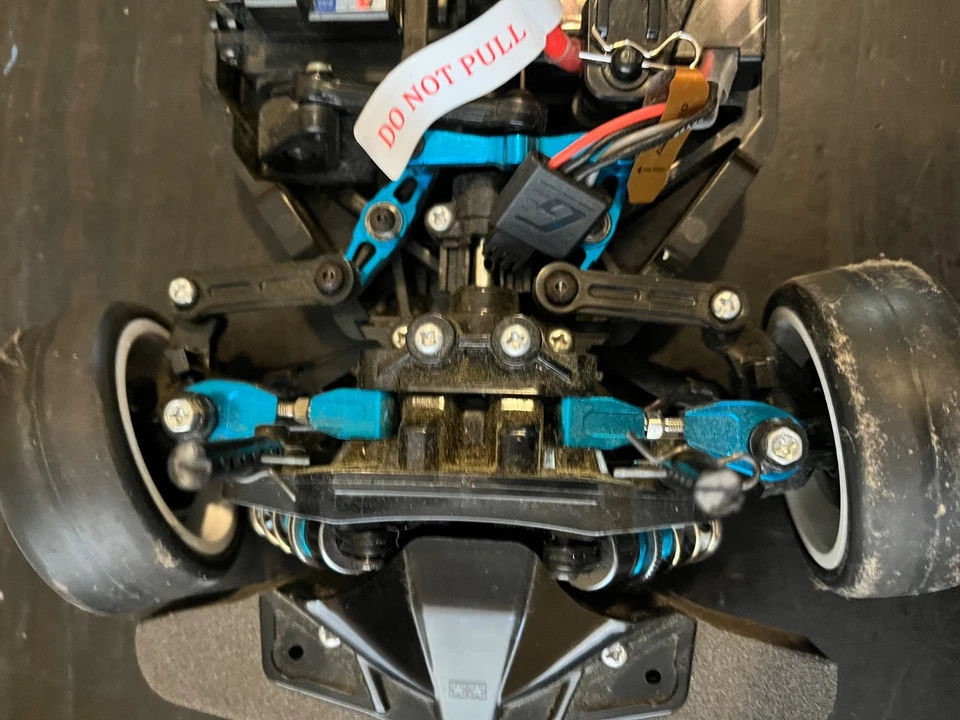 定制无刷 Tamiya TT-02 地毯轨道/漂移遥控汽车 — 第 3/4 张图片