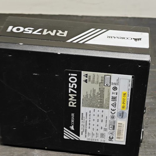Corsair Vengeance 650M Power Supply - Working, Signs of Use - Afbeelding 3 van 5