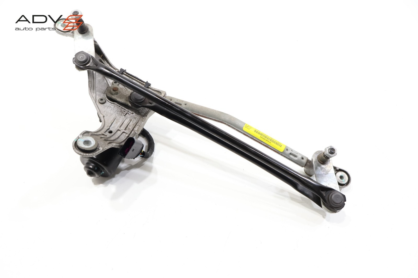 Maserati Ghibli S Q4 2014-2020 Wiper linkage P/N 14930