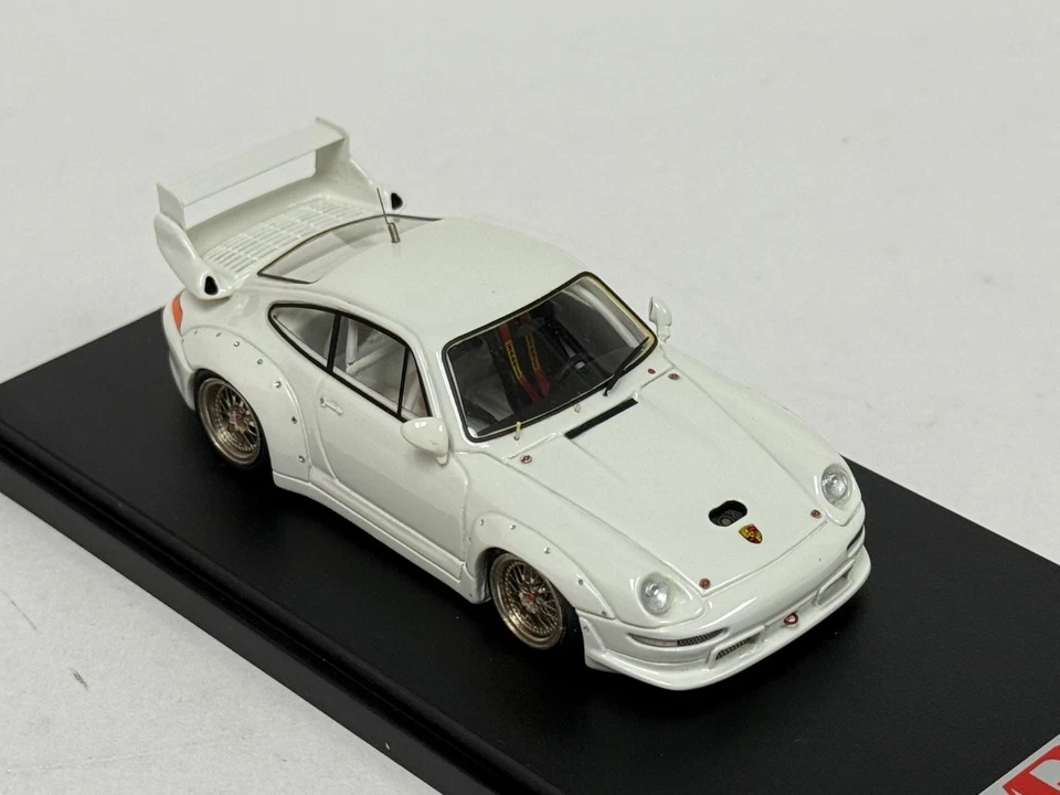 1/43 MR Collection Porsche 911 GT2  in Gloss White  MR34A  ABG383 - Image 4 of 4