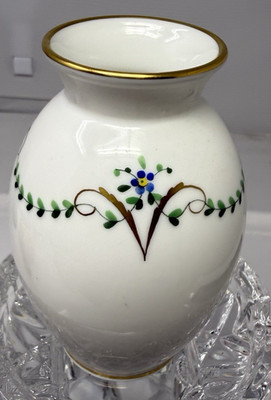 Augarten Wien Austria Vienna Viennese Small 4'' Bud Vase Miniature Gold flowers