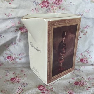 Vintage The Macnab Dewars Scotch Whisky Ceramic Water Jug Clan Laird Pictorial