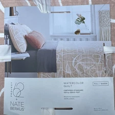 Nate Berkus Project 62 Watercolor Quilt Full/Queen 100% Cotton New Dusty Rose